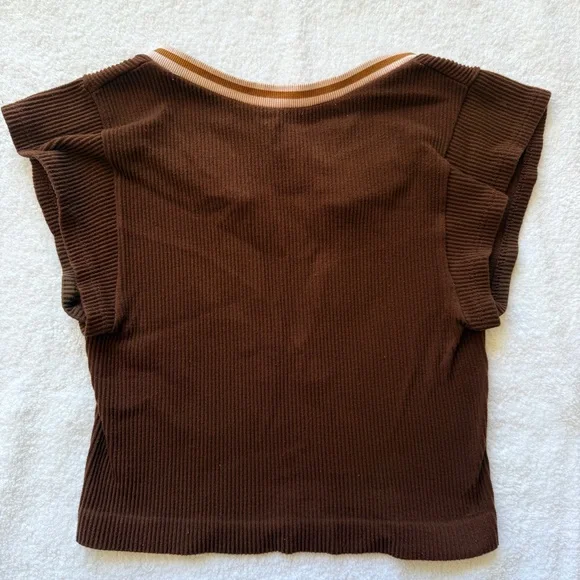 Urban Outfitters Out from Under Going for Gold Crop Top - Picture 2 of 4